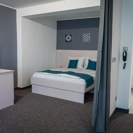 Panorama Hotel 2*